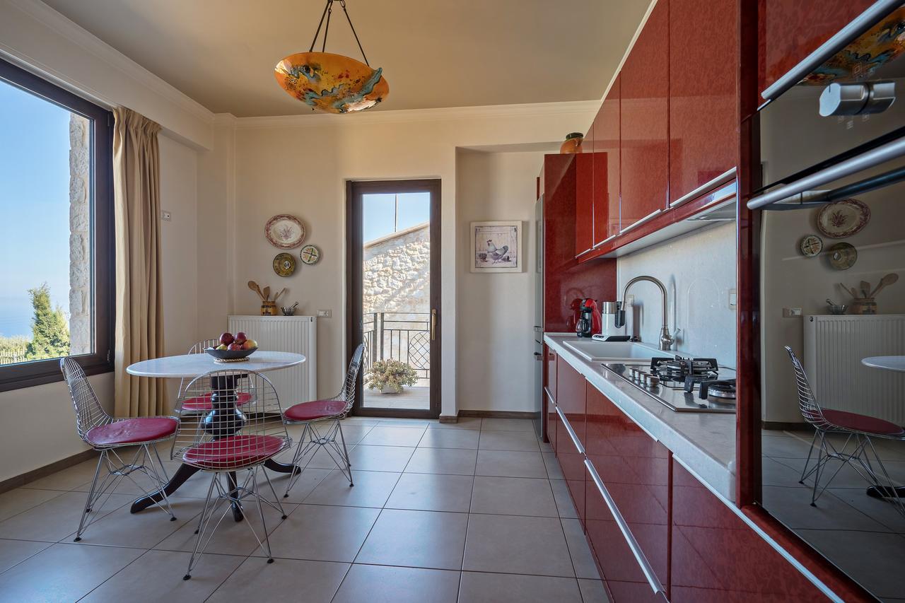 Sea Views At Villa Anemomylos With Heated Pool, Ping Pong And Tennis Agia Pelagia Zewnętrze zdjęcie