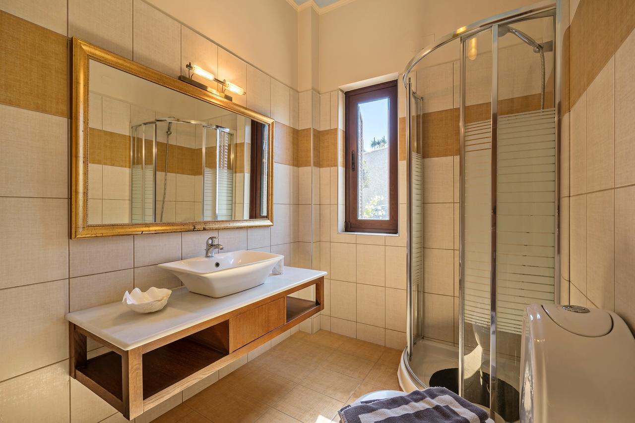 Sea Views At Villa Anemomylos With Heated Pool, Ping Pong And Tennis Agia Pelagia Zewnętrze zdjęcie