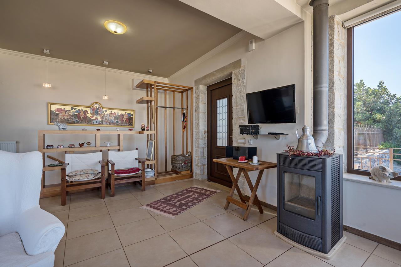 Sea Views At Villa Anemomylos With Heated Pool, Ping Pong And Tennis Agia Pelagia Zewnętrze zdjęcie
